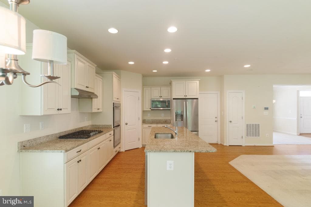 6112 Oglethorpe Mill Drive photo 9