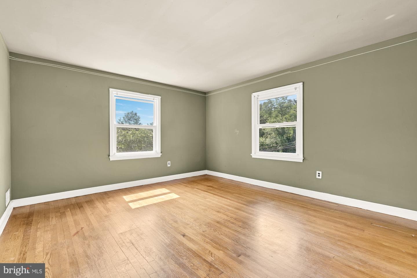 7302 Riverdale Road photo 14