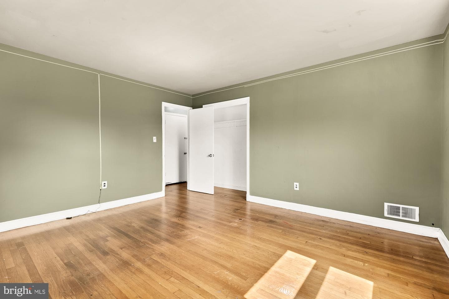 7302 Riverdale Road photo 15
