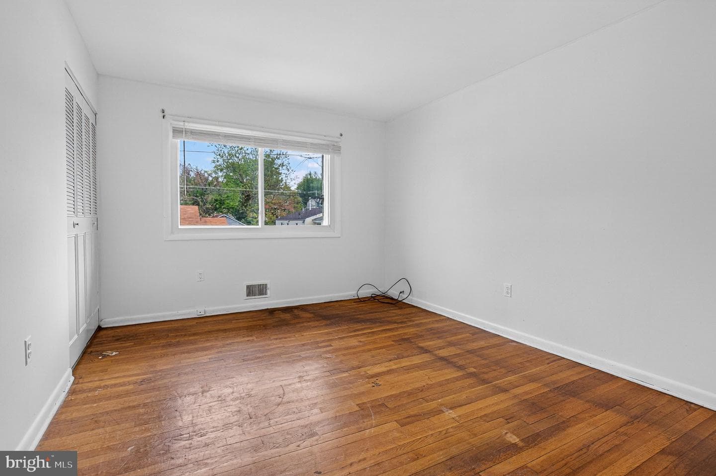 304 Cedarleaf Avenue photo 18
