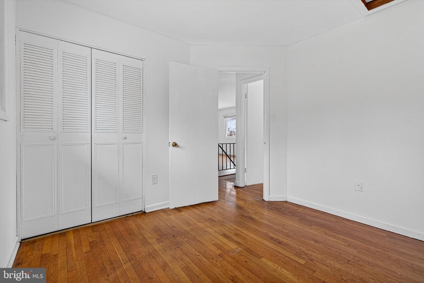 304 Cedarleaf Avenue photo 22