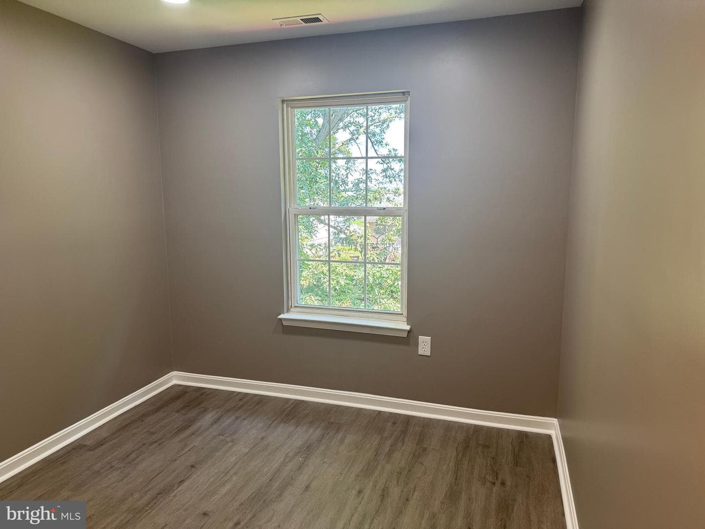 8216 Dellwood Court photo 51
