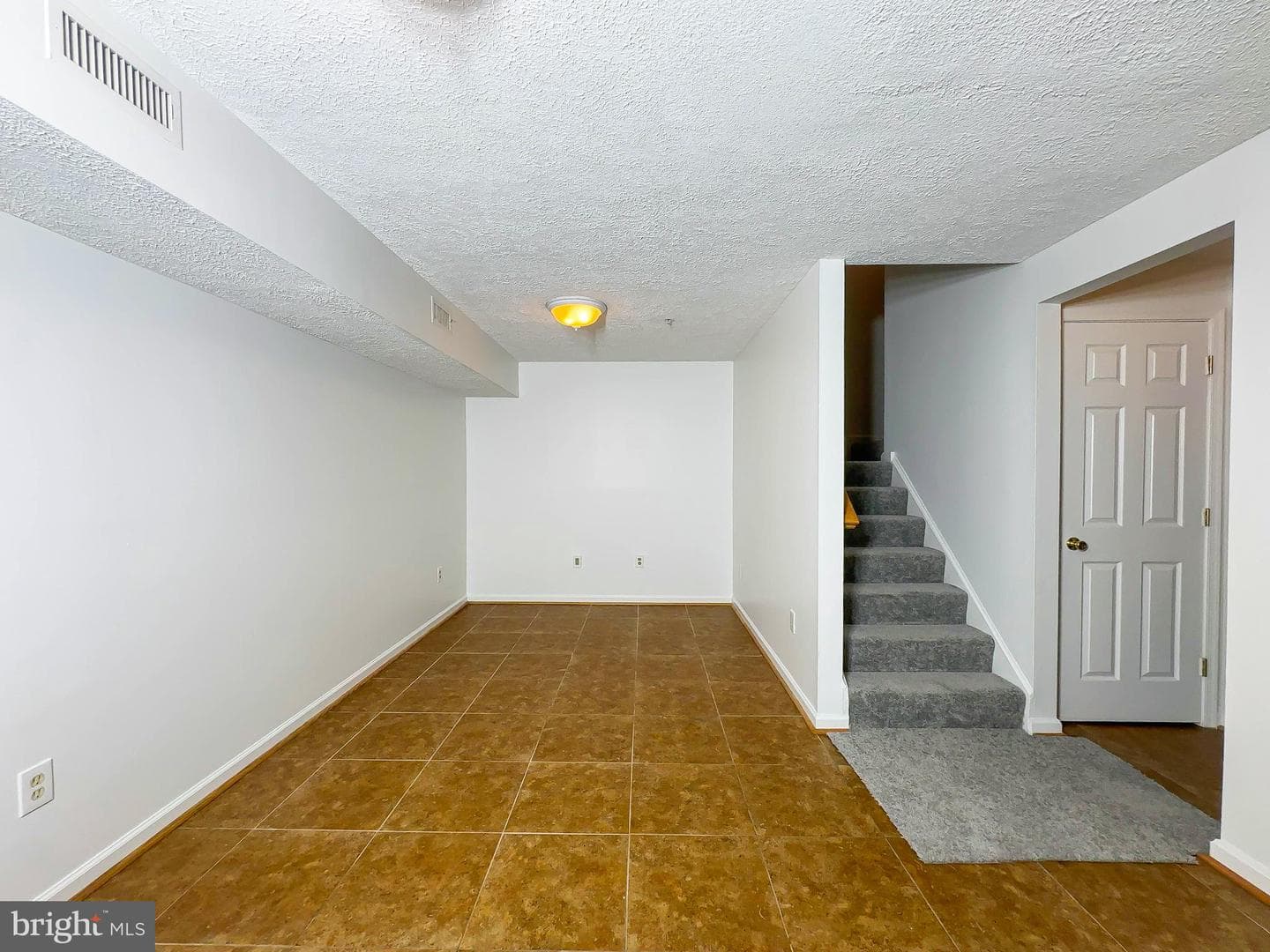 3024 N Dale Lane photo 20