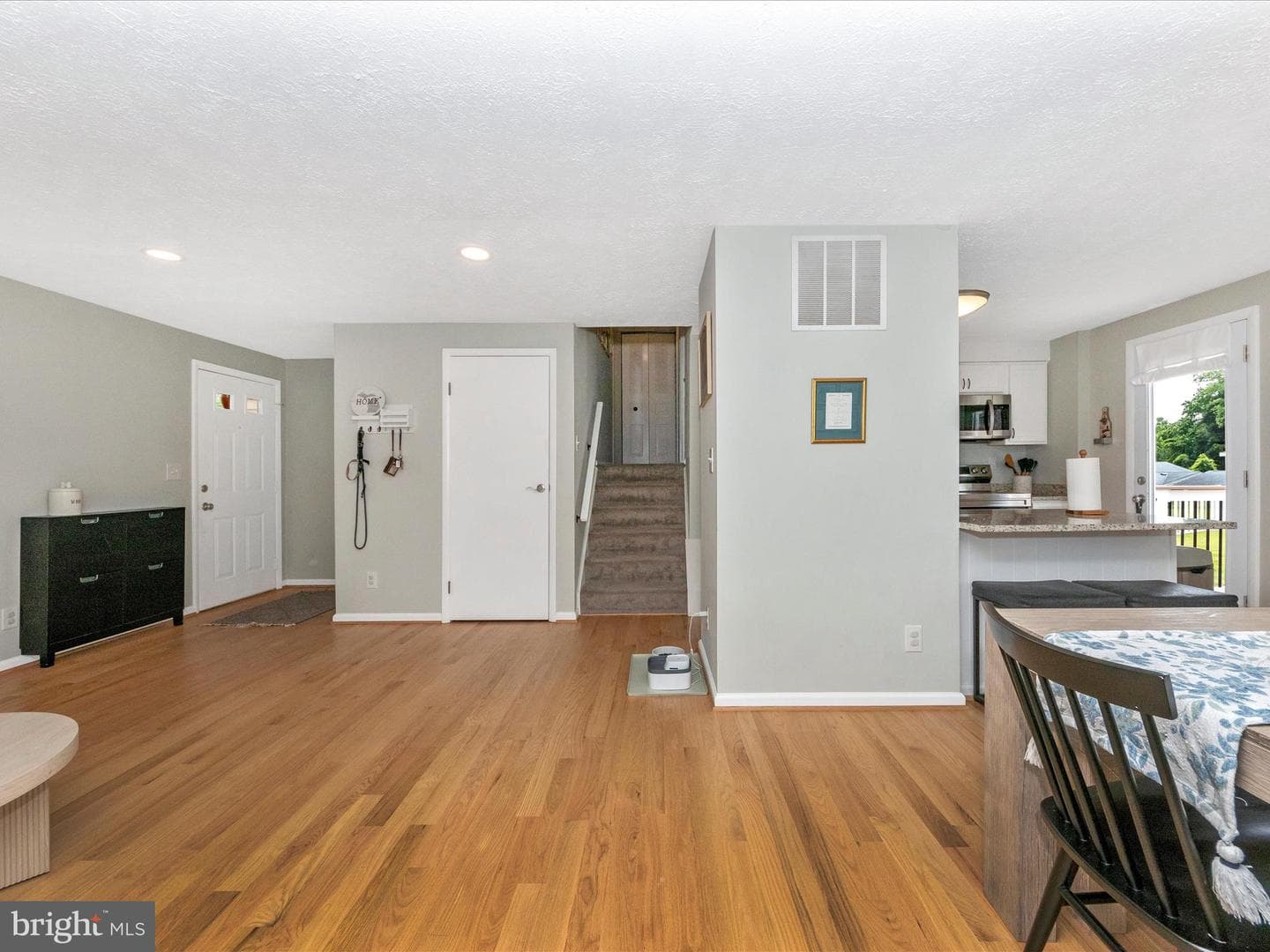 6911 Killarney Street photo 10