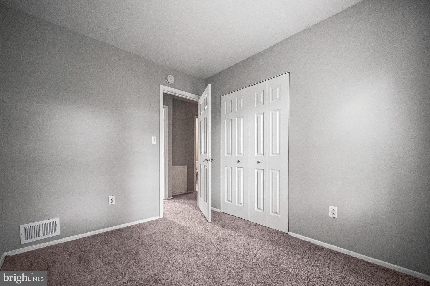 5059 Berwyn Road photo 24