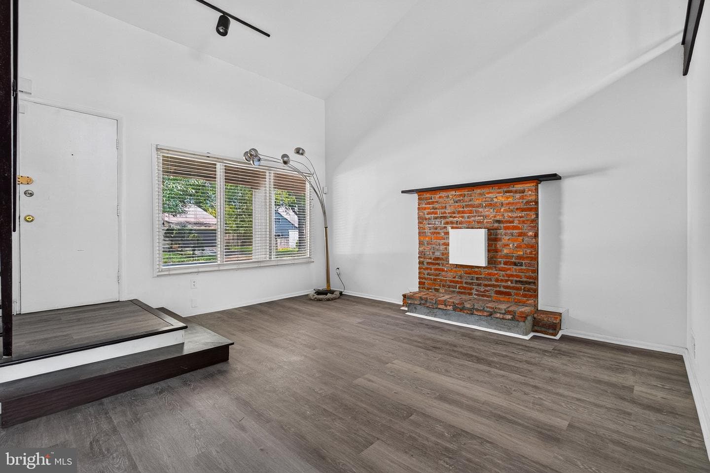 8801 Monmouth Drive photo 11