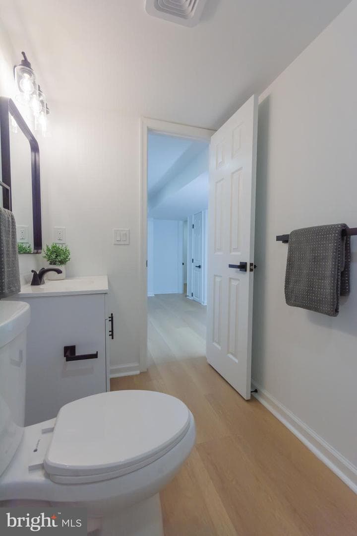 5446 Varnum Street photo 53