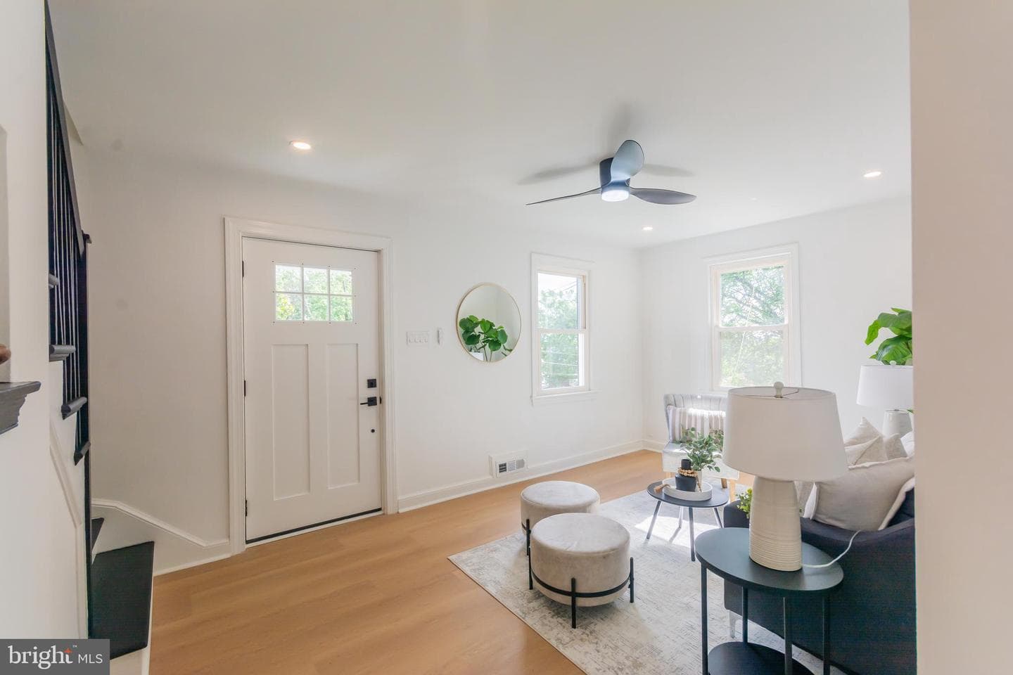 5446 Varnum Street photo 7