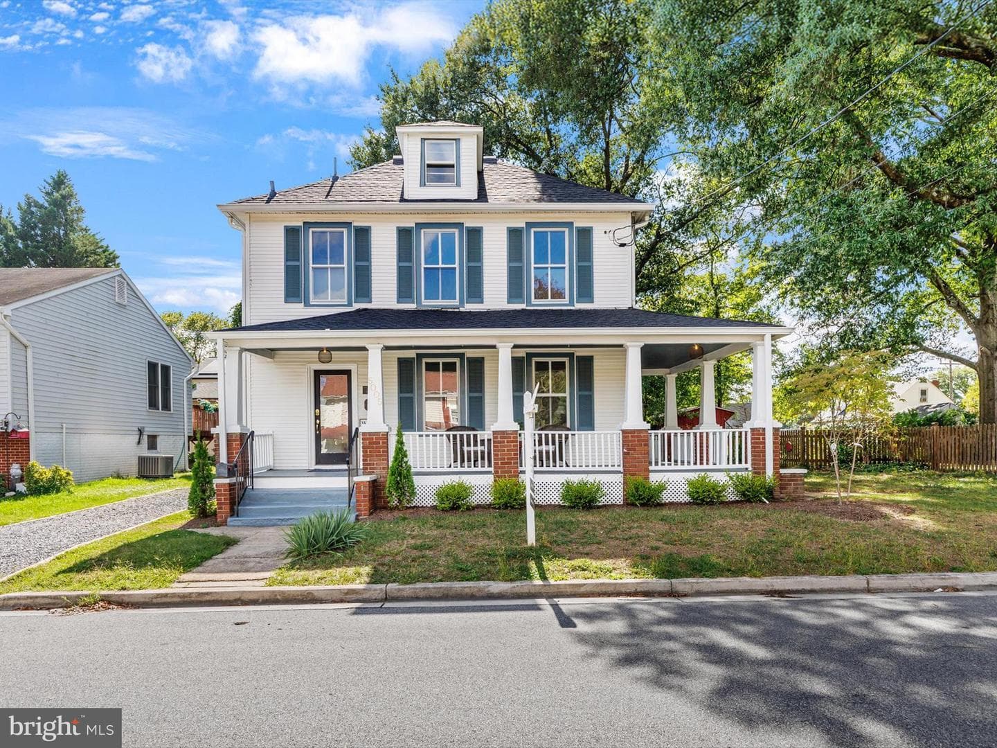 5005 Huron Street photo 1