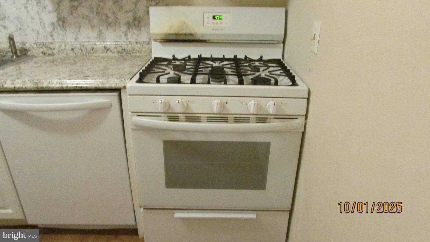 5206 Newton Street #202 photo 21