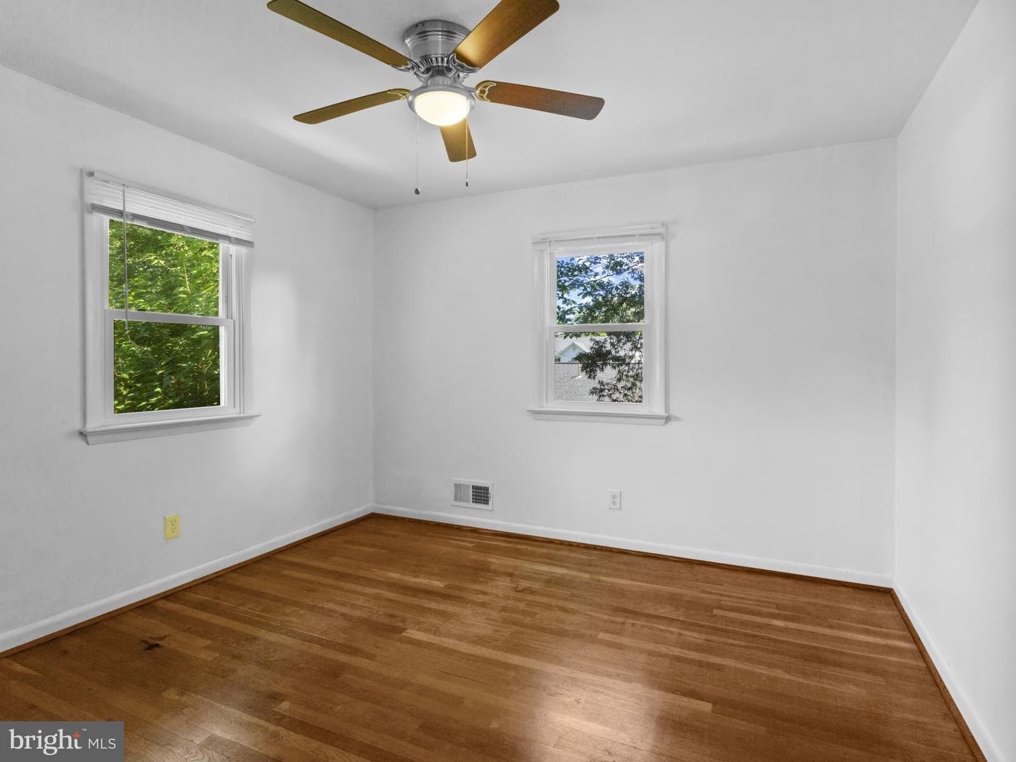 10806 Javins Street photo 20