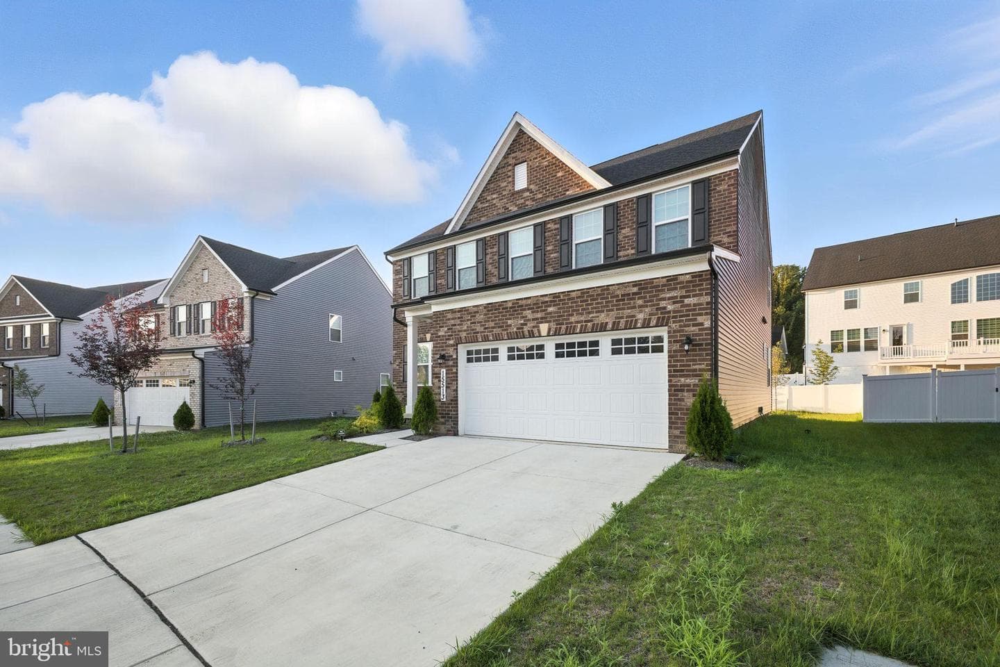 15513 Twin River Circle photo 2
