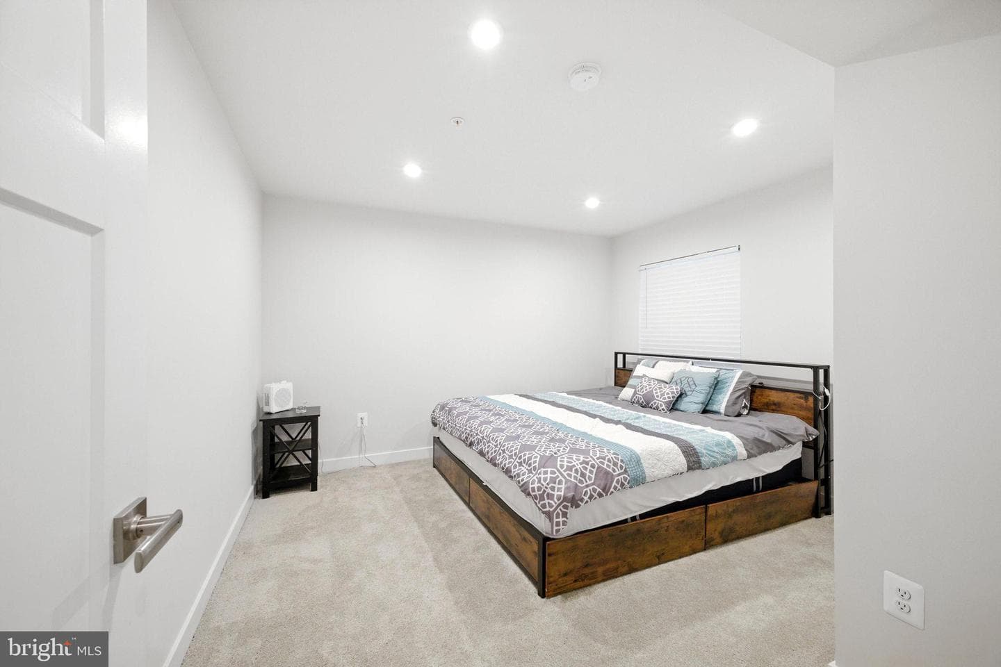15513 Twin River Circle photo 26