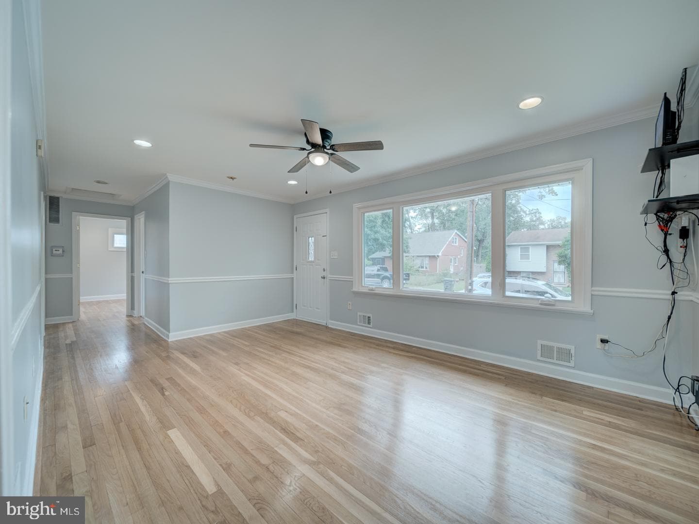 9517 51st Avenue photo 5