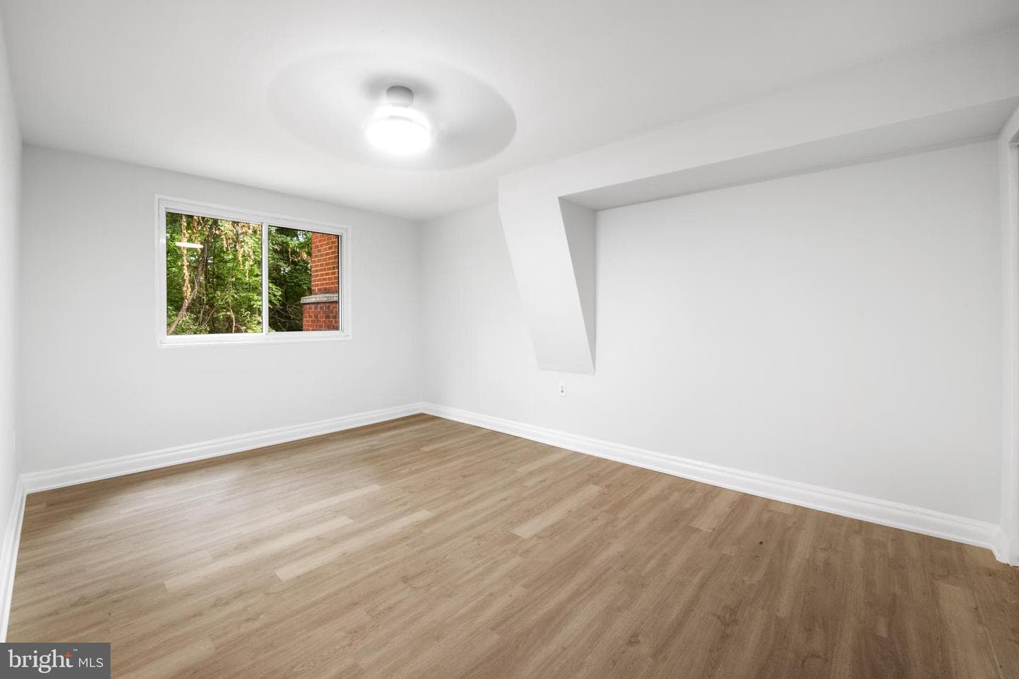 3837 Hamilton Street #j-102 photo 14