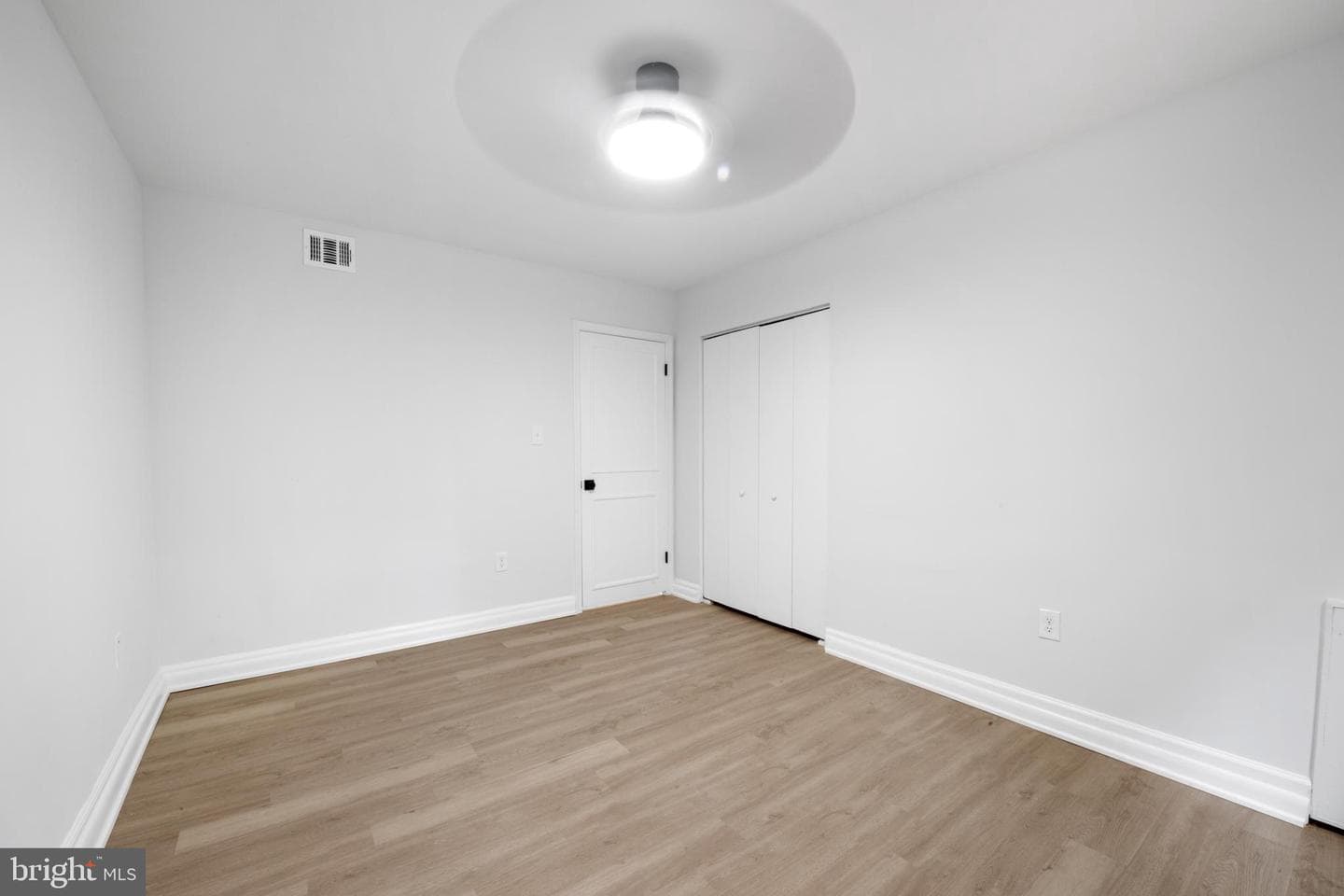3837 Hamilton Street #j-102 photo 15
