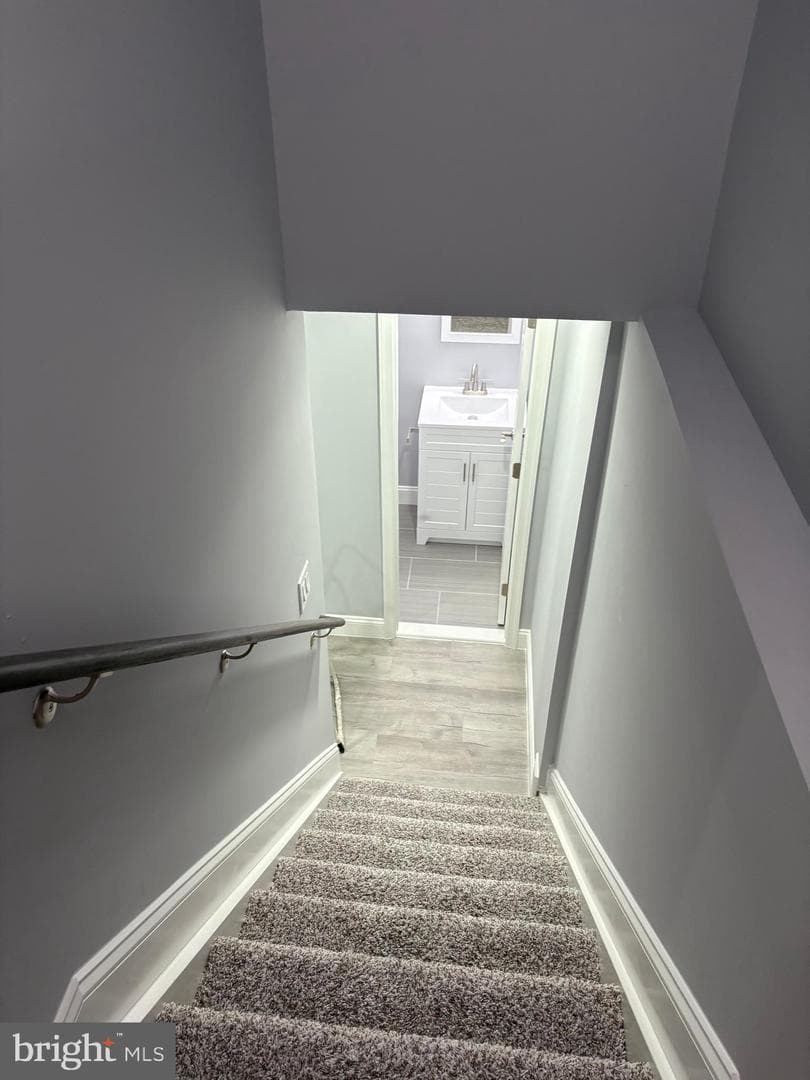 7300 Flag Harbor Drive photo 27