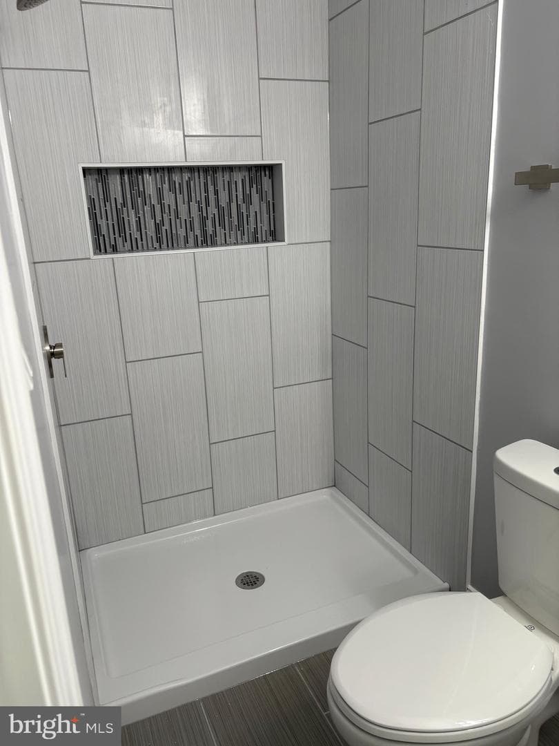 7300 Flag Harbor Drive photo 31