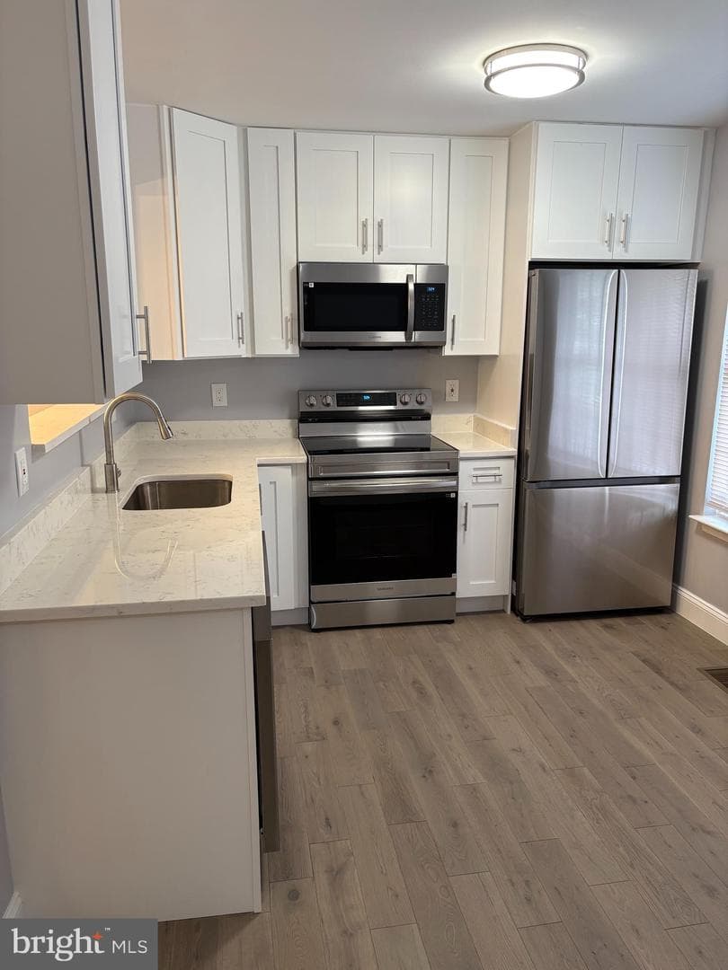 7300 Flag Harbor Drive photo 5