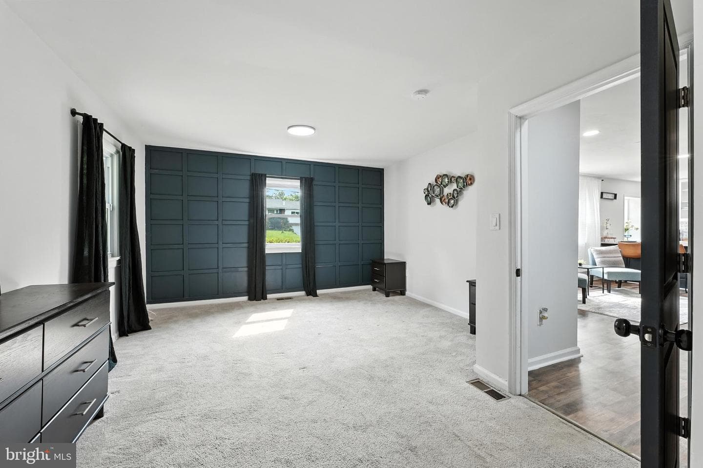 6305 Middleton Lane photo 21