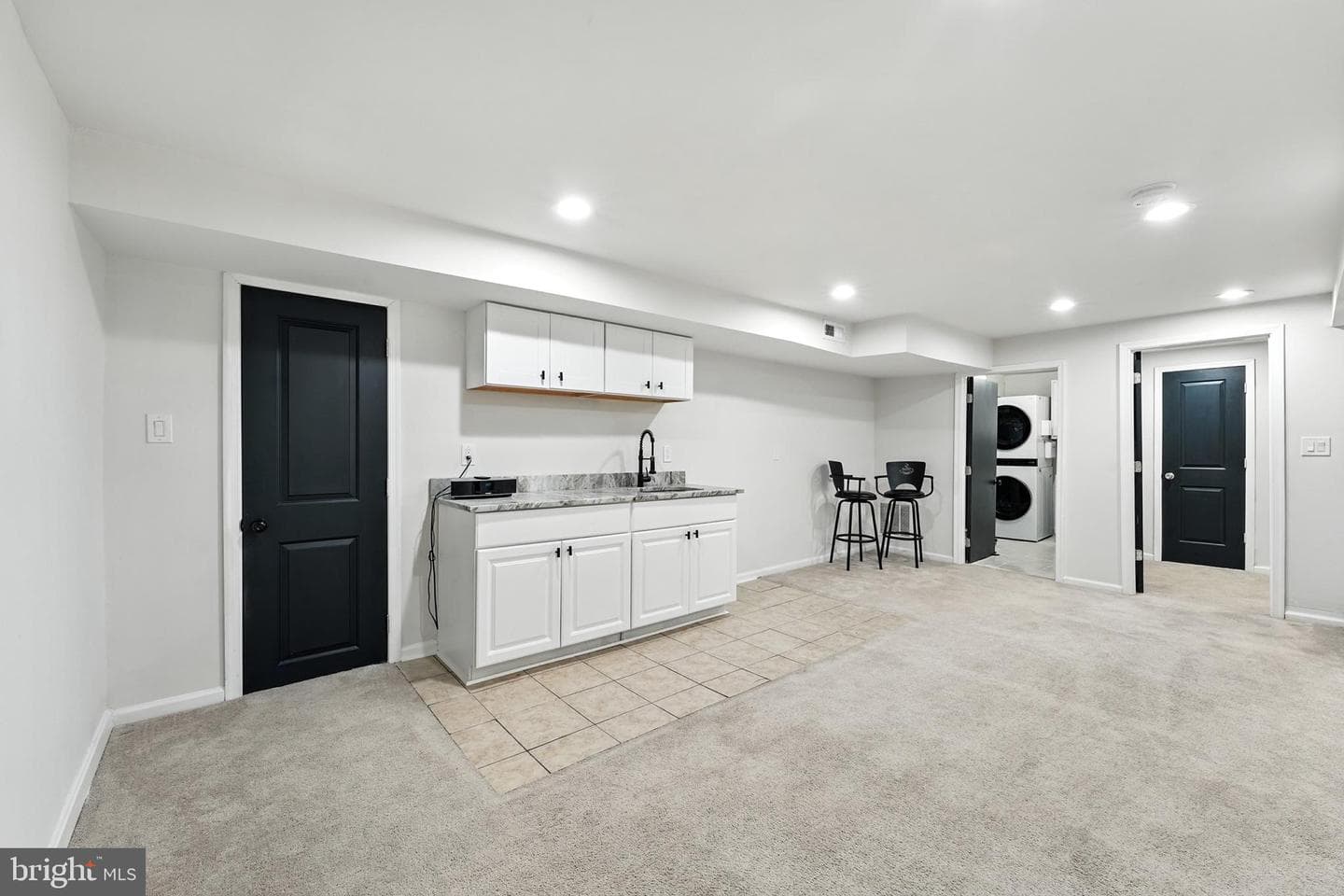 6305 Middleton Lane photo 36