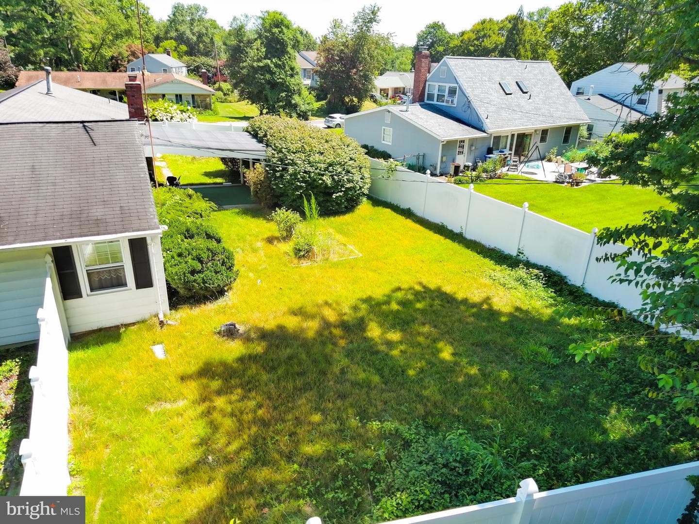 16022 Pond Meadow Lane photo 26