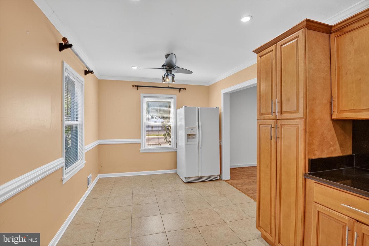 3700 Webster Street photo 7