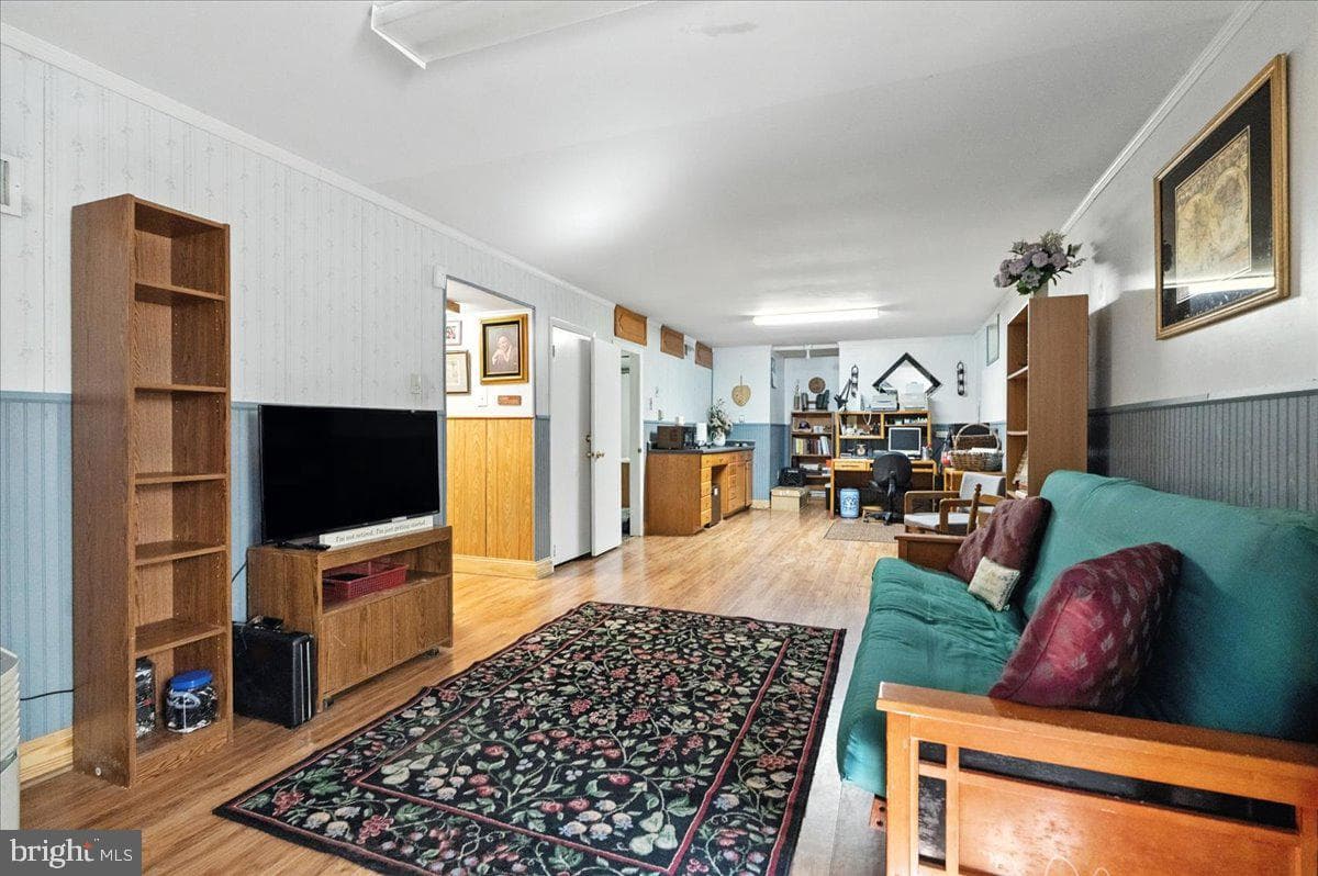 4105 Taunton Drive photo 10