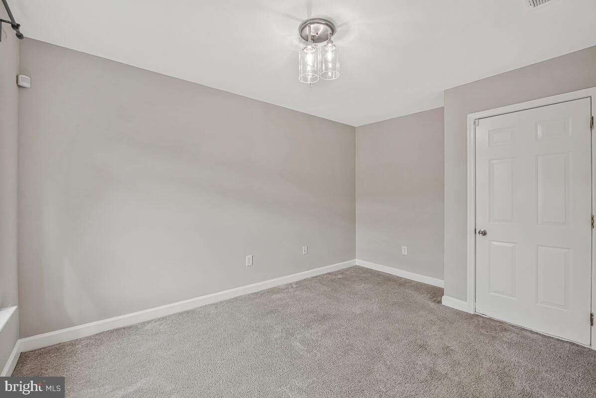 5412 Lanier Avenue photo 5