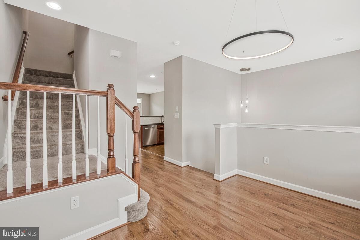 5412 Lanier Avenue photo 9