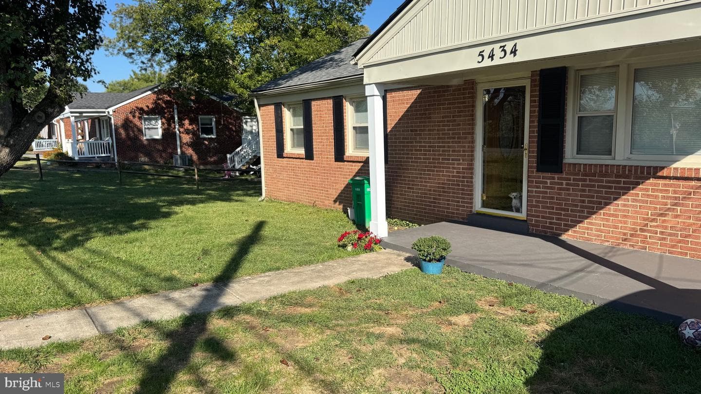 5434 Odell Road photo 3
