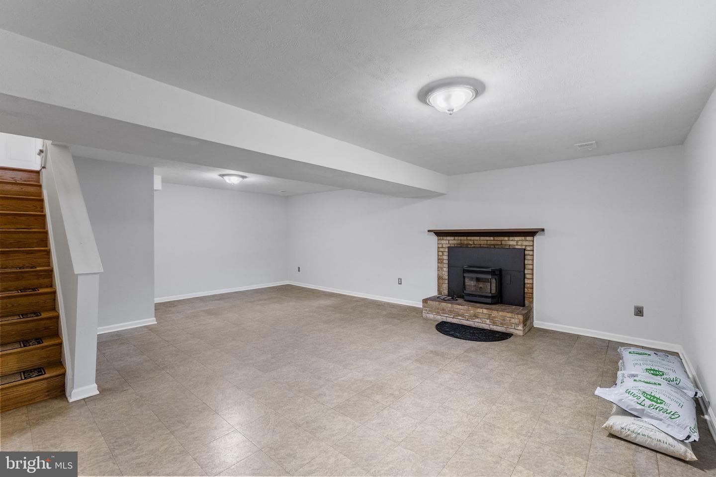 9800 Justina Court photo 23