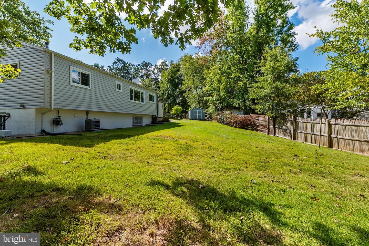 9800 Justina Court photo 34