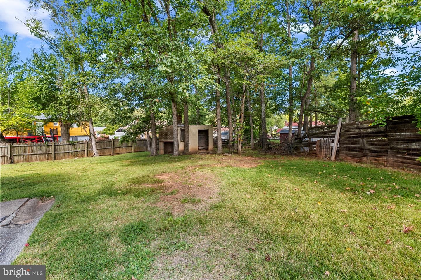 9800 Justina Court photo 37