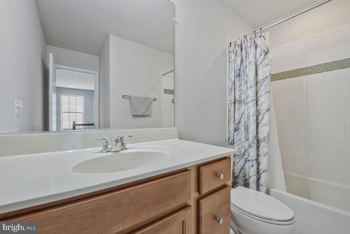 6915 Stansbury Lane photo 26