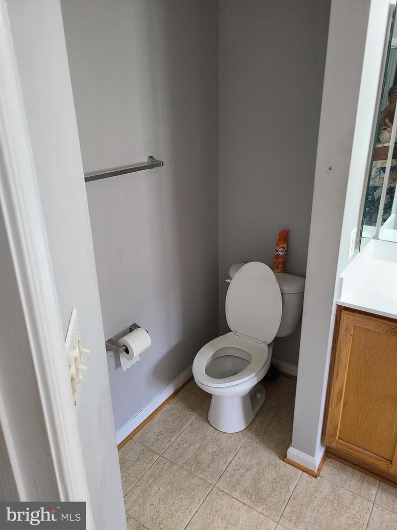 6606 Landing Way photo 24