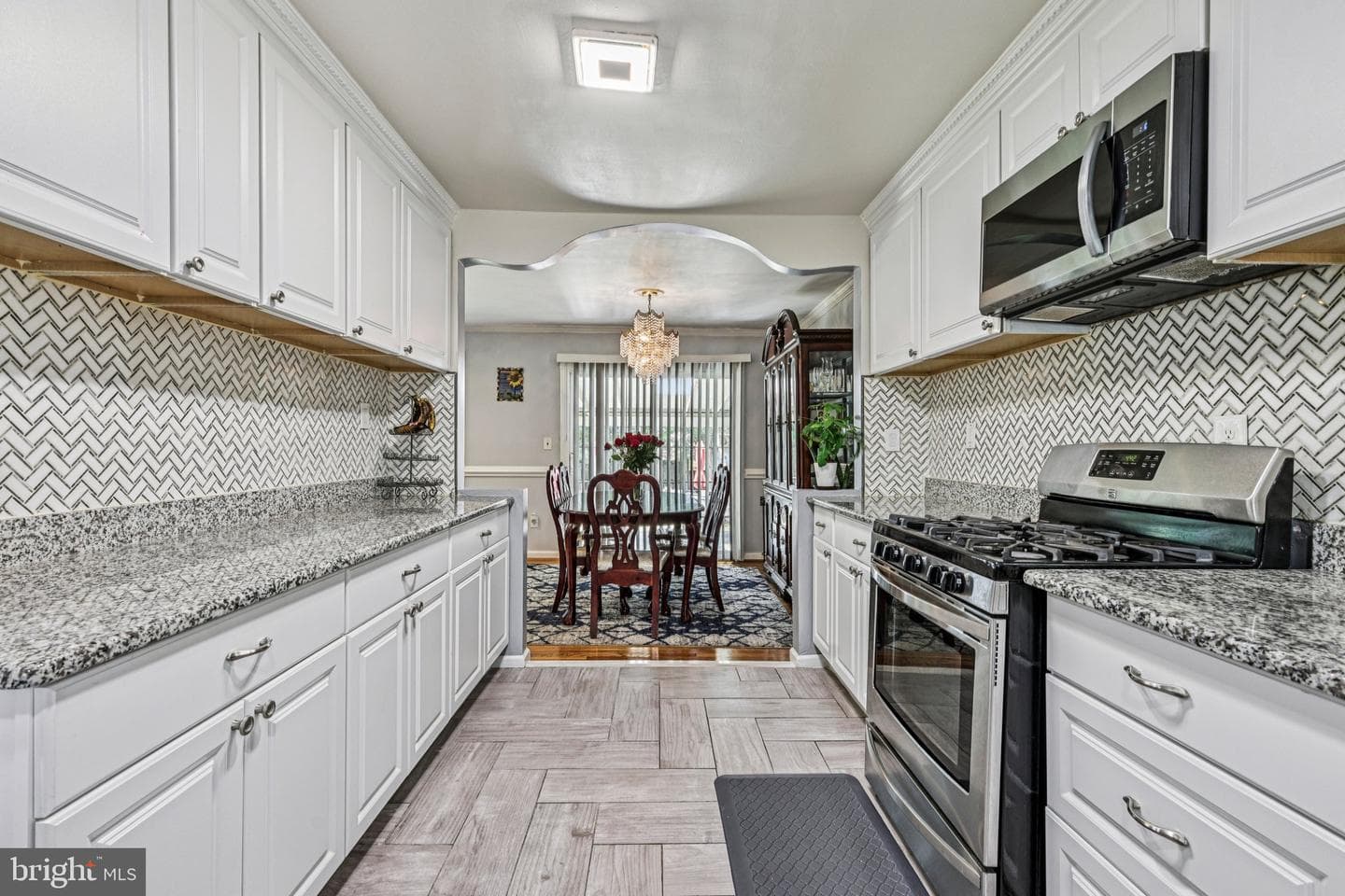 6602 Cipriano Road photo 11