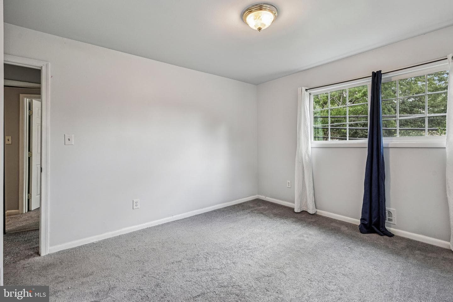 6602 Cipriano Road photo 27