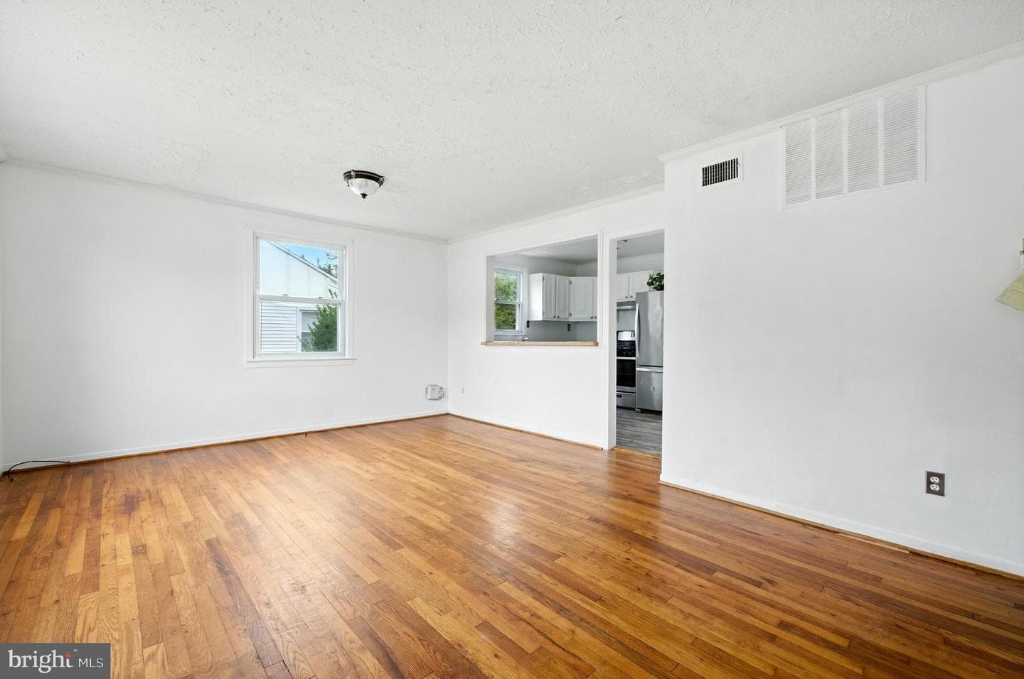 2704 Kirtland Avenue photo 4