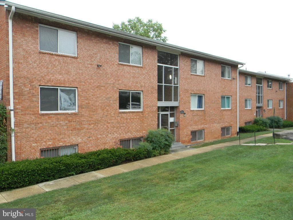 2506 Markham Lane #4 photo 2