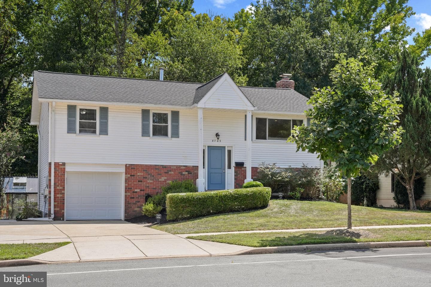 8703 Montpelier Drive photo 2