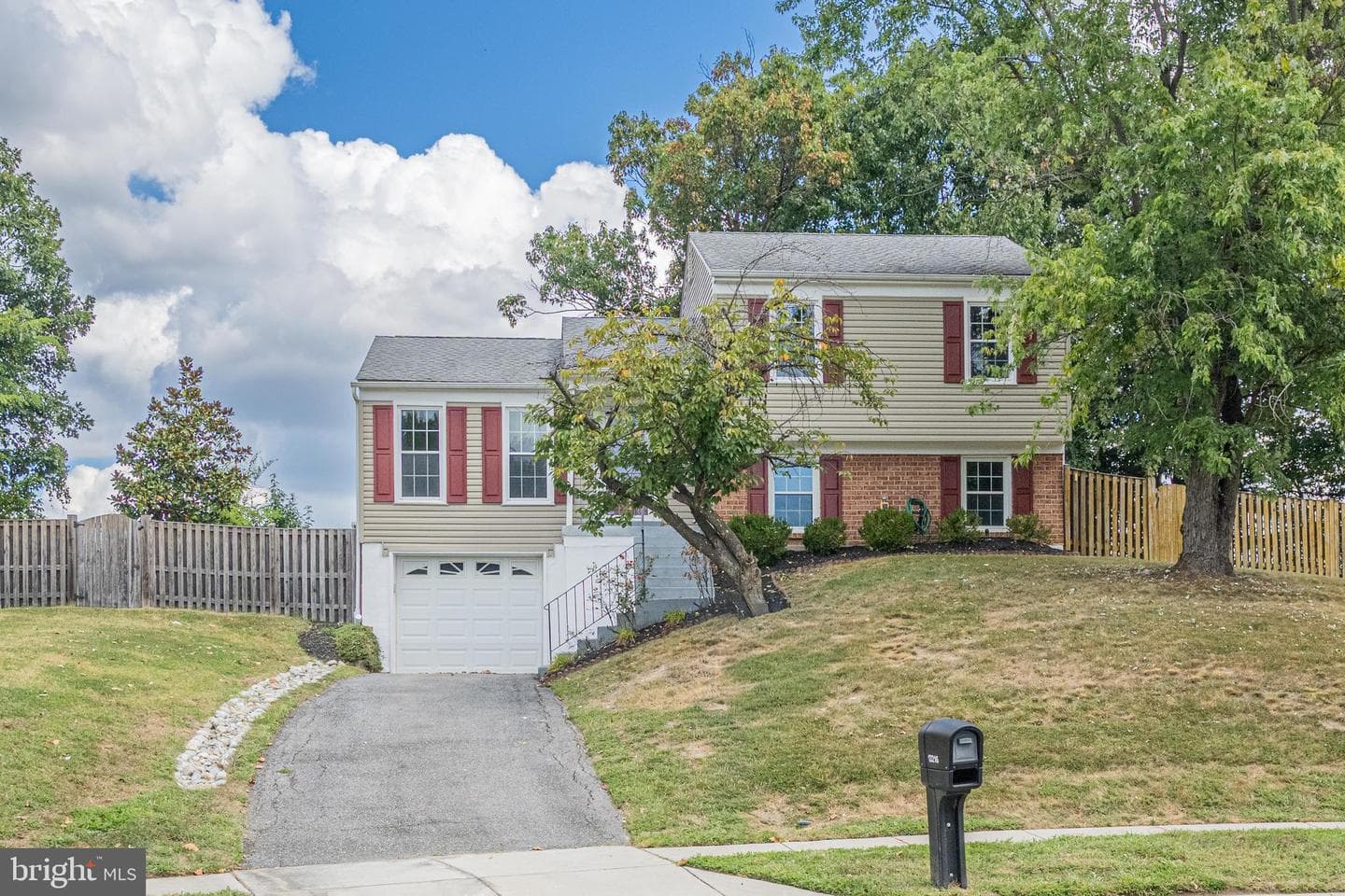 13216 Golden Oak Drive photo 1