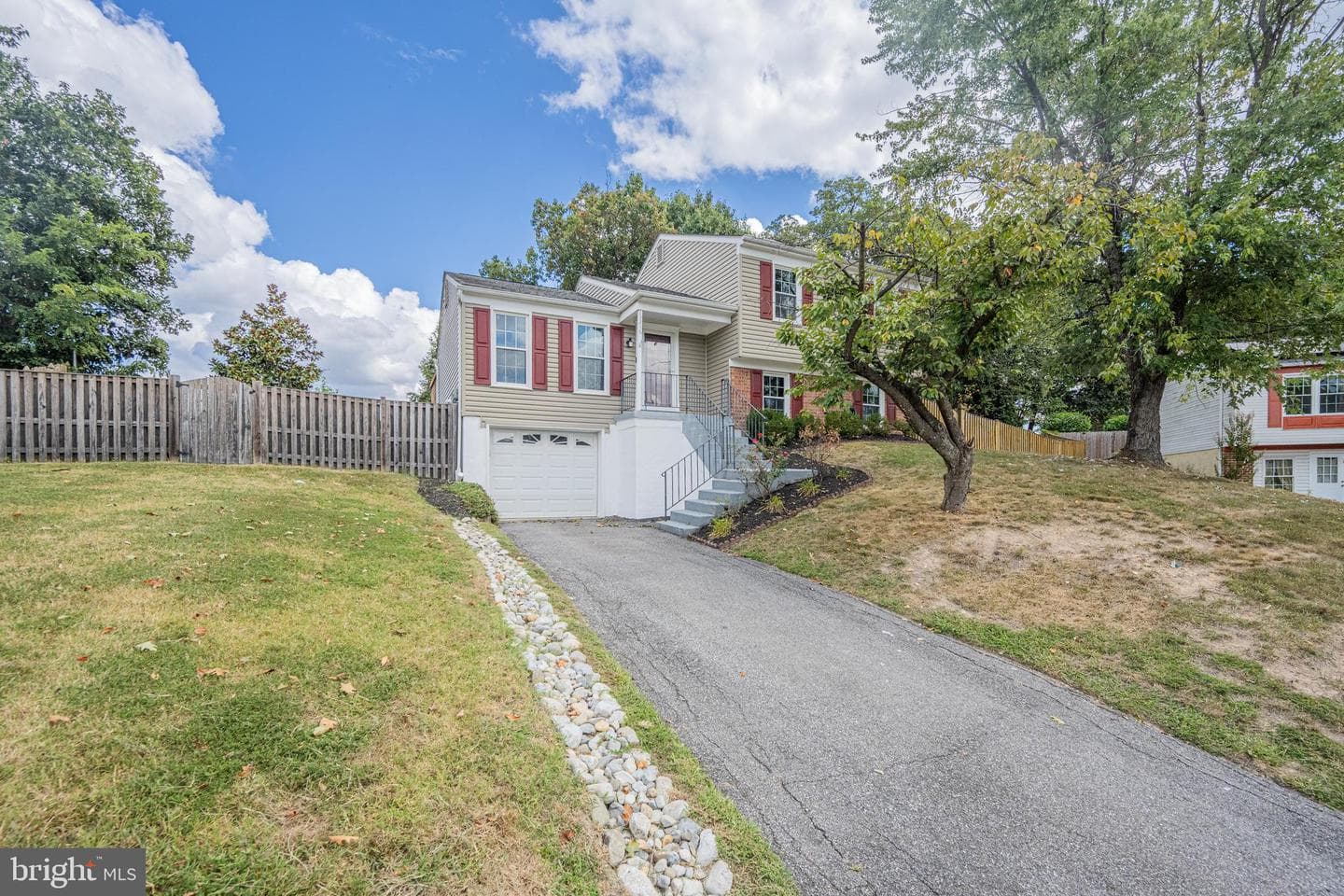 13216 Golden Oak Drive photo 2
