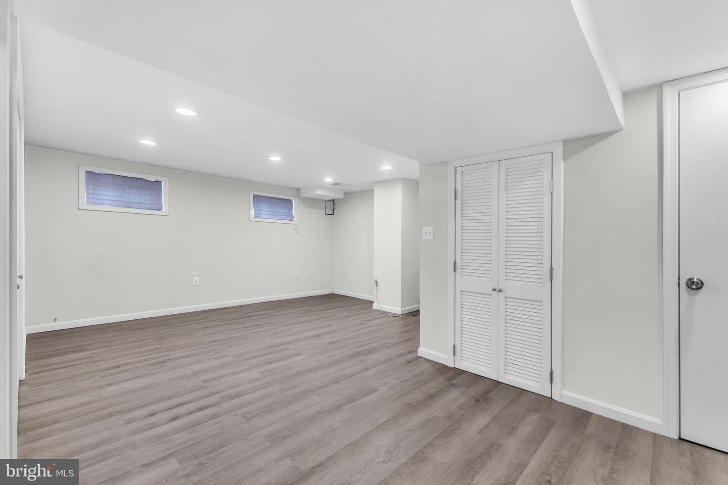 8527 58th Avenue photo 16