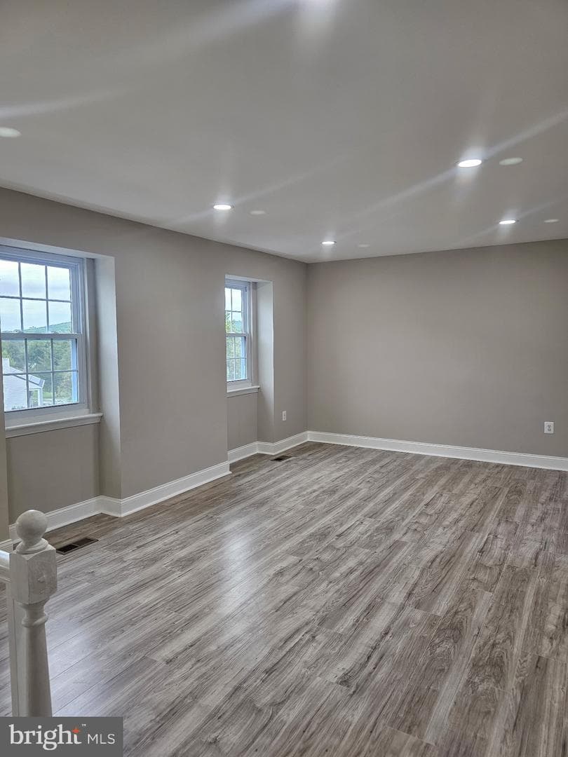 315 Bentwood Drive photo 13
