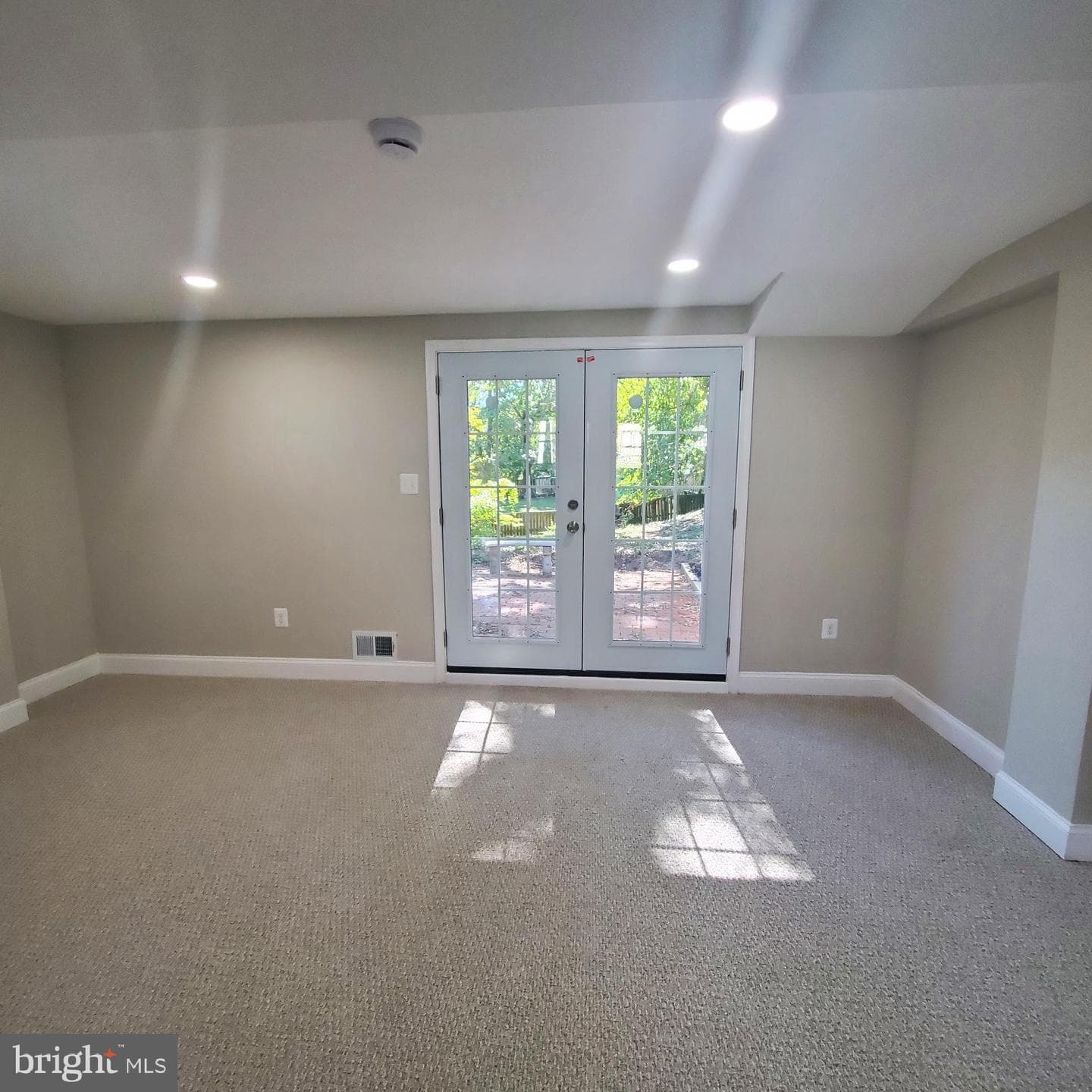 315 Bentwood Drive photo 33