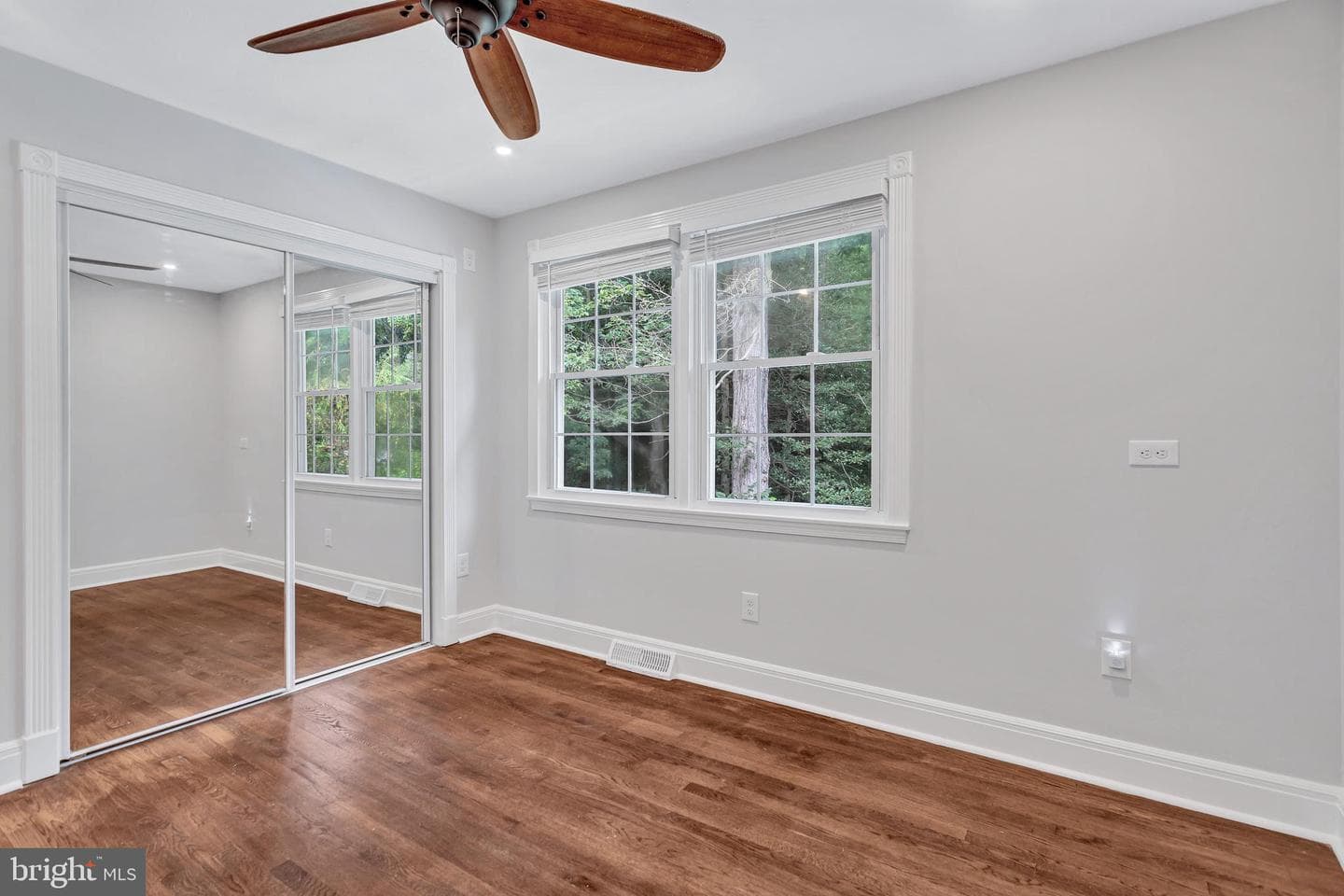 15903 Sherwood Avenue photo 22