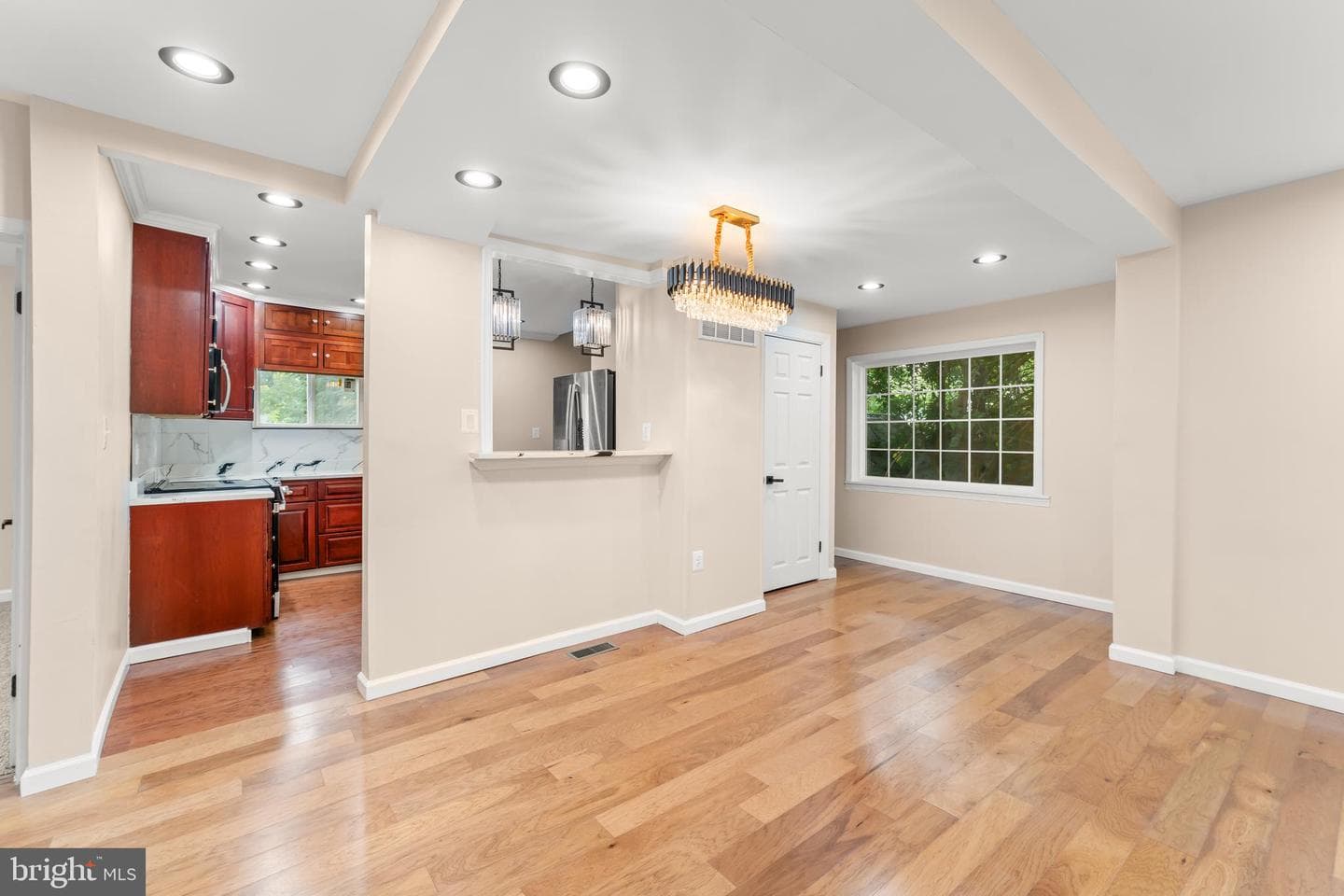 3803 40th Avenue photo 11
