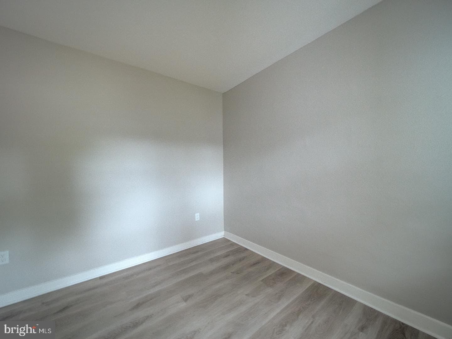 8001 Barlowe Road photo 30