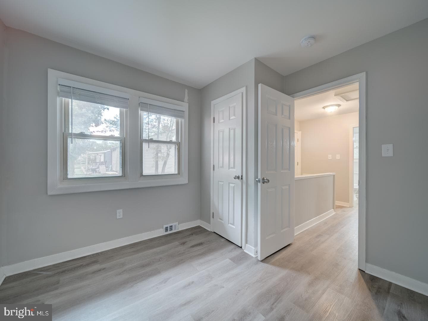 8001 Barlowe Road photo 32